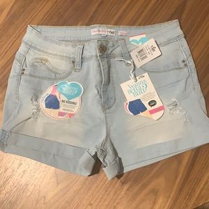 Wanna Betta Butt? MidRise shorts, Size 11 adult